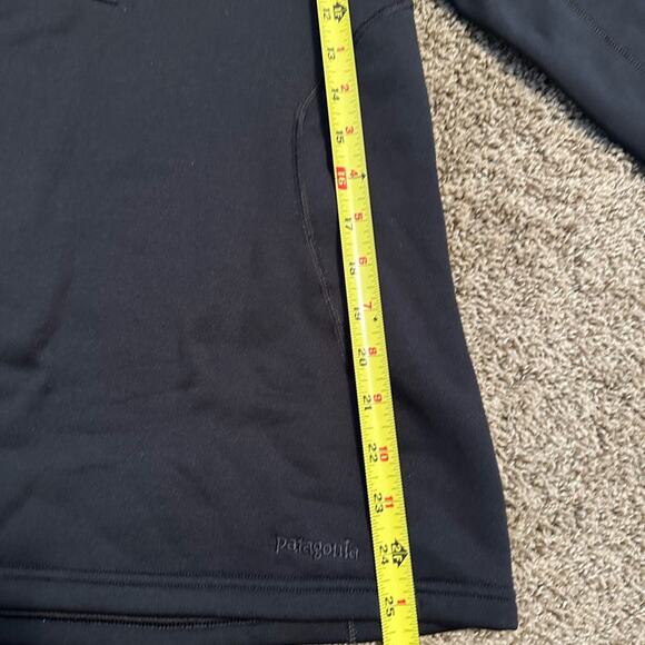 Patagonia Women's Black Quarter-Zip Sweater Fleece Medium - Picture 9 of 10